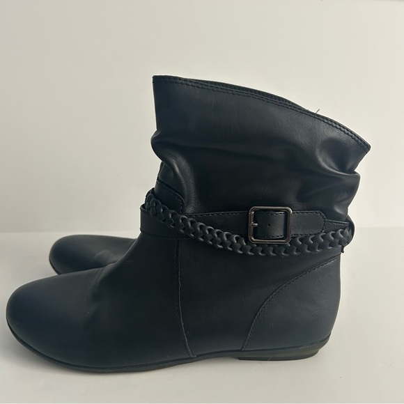 American Eagle Black Ankle Boots | Size 7.5 - Picture 5 of 7